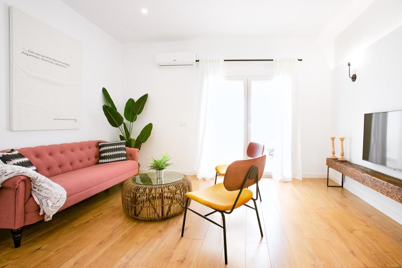 Apartamentos Duran Tirso De Molina เมรีดา ภายนอก รูปภาพ