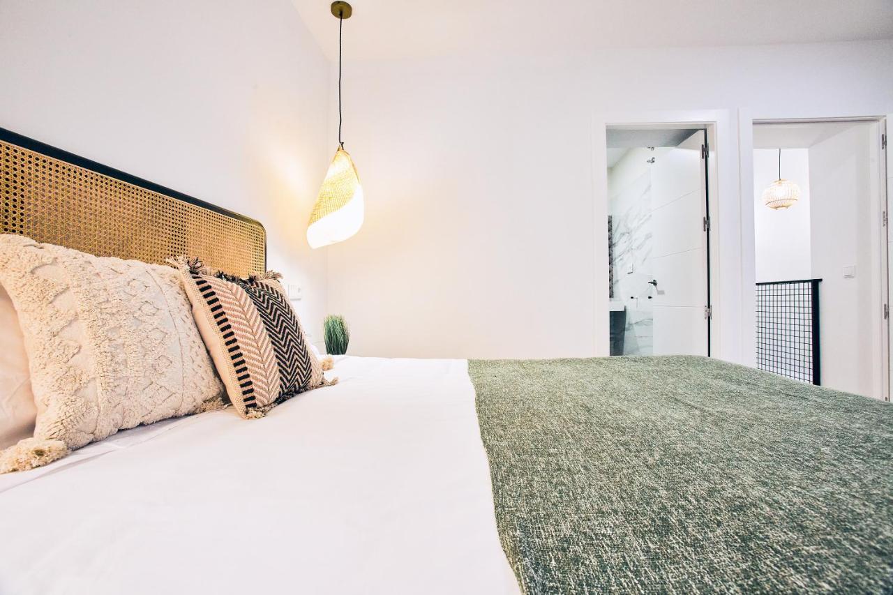 Apartamentos Duran Tirso De Molina เมรีดา ภายนอก รูปภาพ
