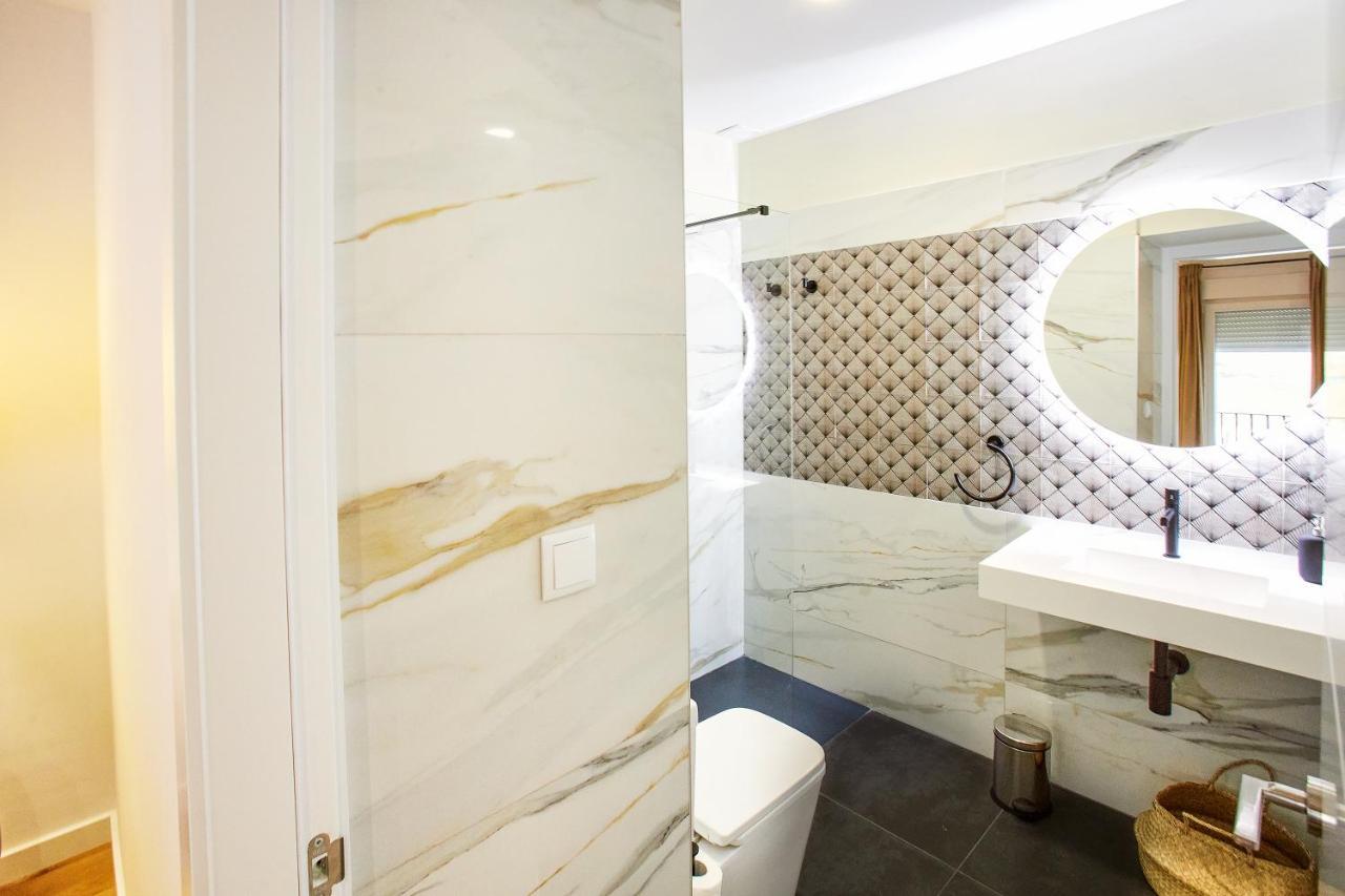 Apartamentos Duran Tirso De Molina เมรีดา ภายนอก รูปภาพ